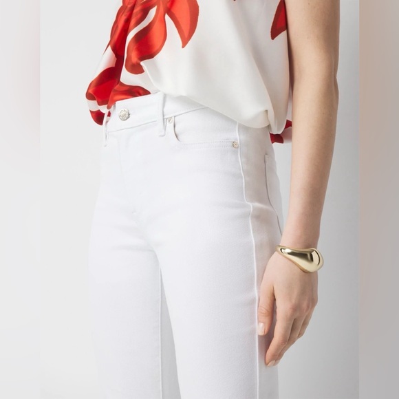 WHBM Mid-rise Bootcut Jean White Size 6 - Picture 2 of 9